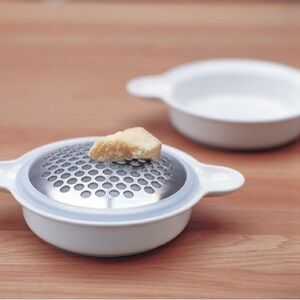 Villeroy & Boch Home Parmesan Grater.